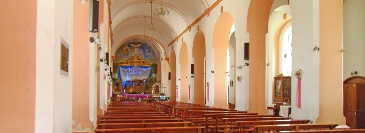 Iglesia Principal por dentro